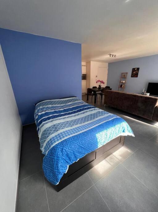 Brugsken, Apartment *